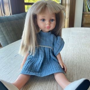 Minikane Las Amigas Doll: Carla